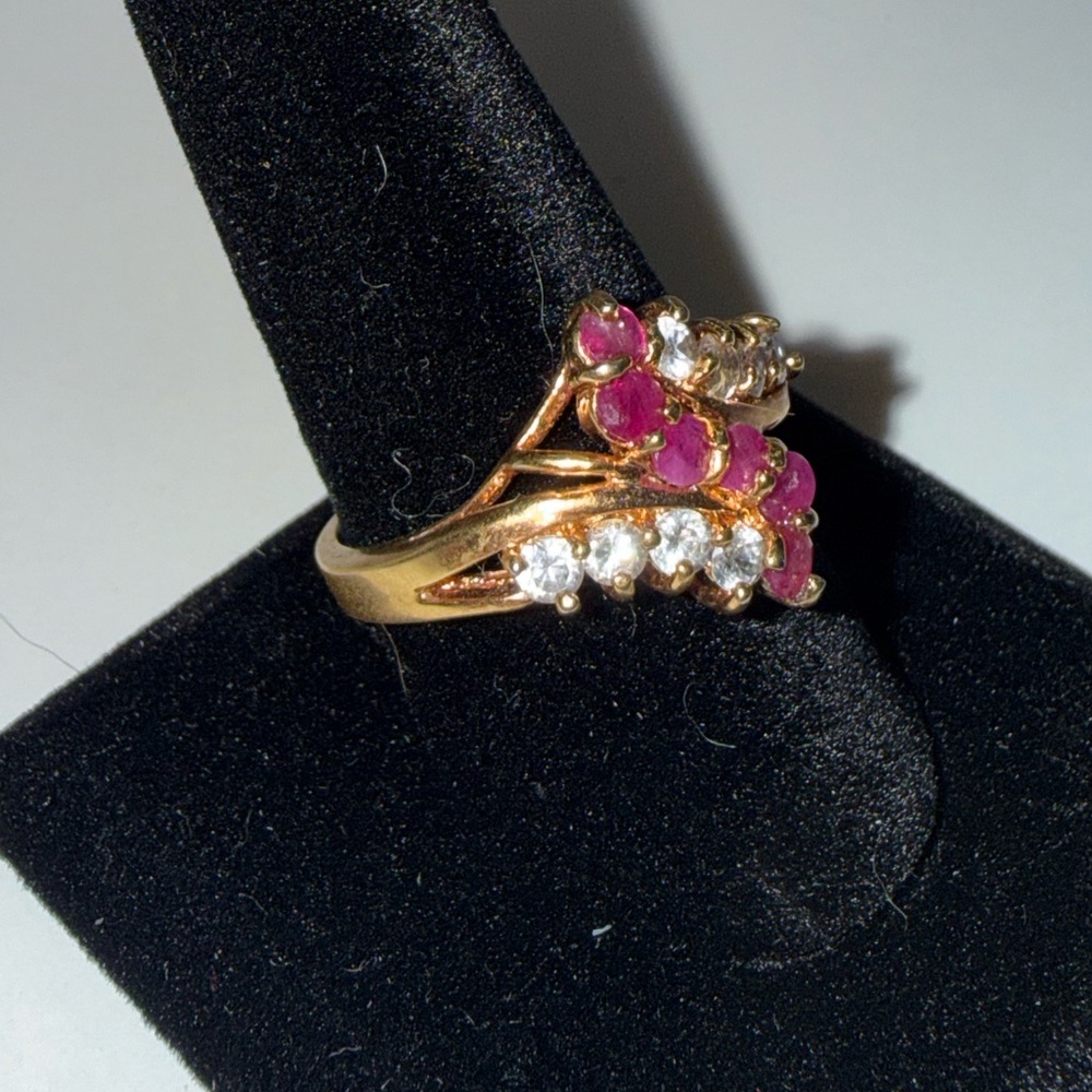 Lab Ruby and diamond ring - Picture 2 of 4